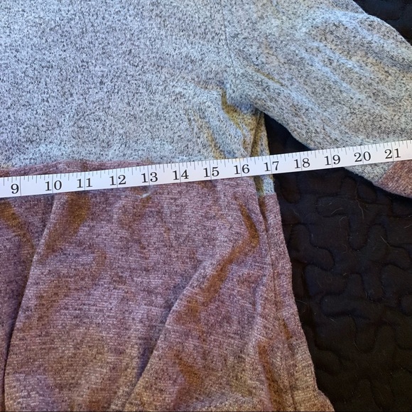 Knot front tee - Picture 3 of 6